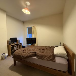 Photo 6- click for photo gallery